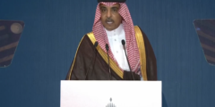 أخبار العرب | وزير الإعلام السعودي يحث الجمهور على الاعتماد على المعلومات الرسمية بعد هجمات الحوثيين